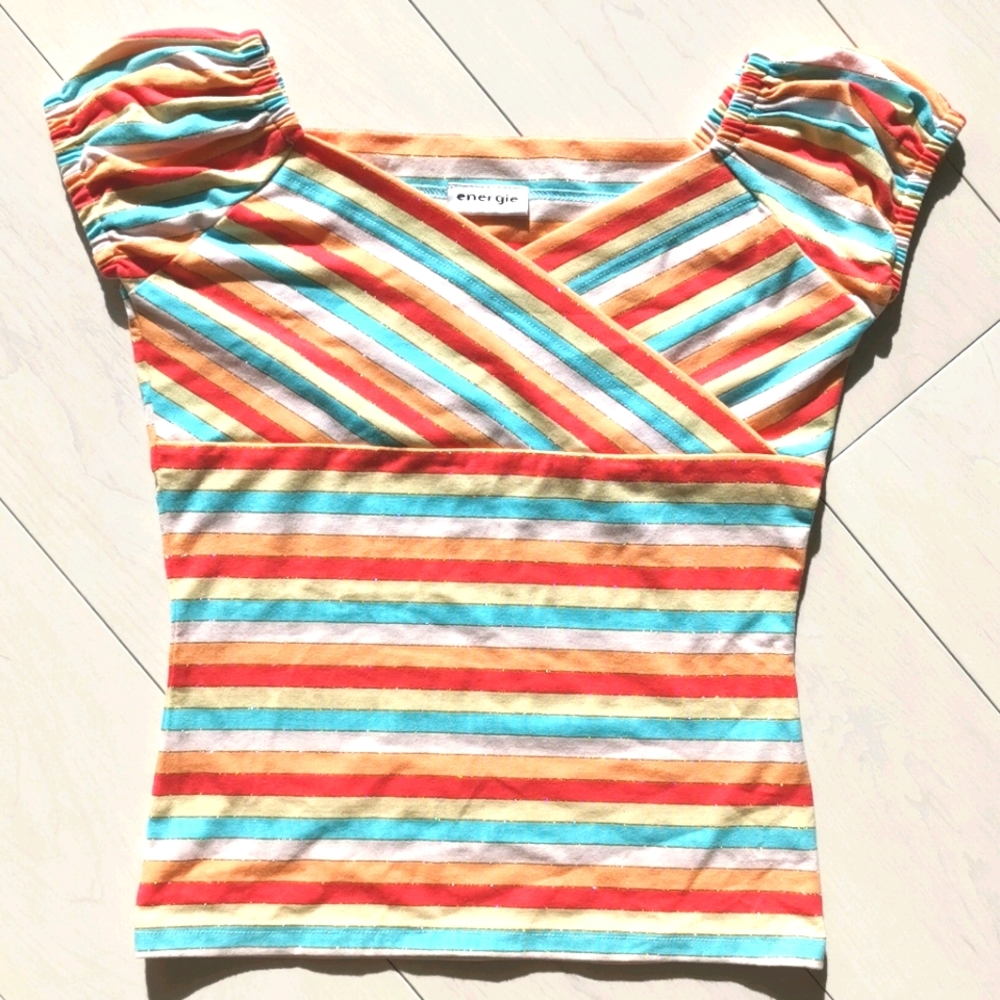 NWOT Short sleeve top ruched sleeves